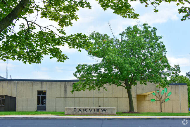 Oak View Elementary School nurtures student social growth and academic development.