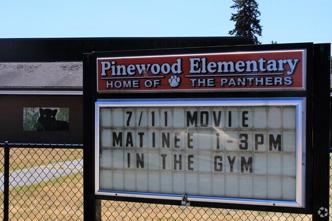 Announcement sign for Pinewood Elementary in Pinewood, Marysville WA