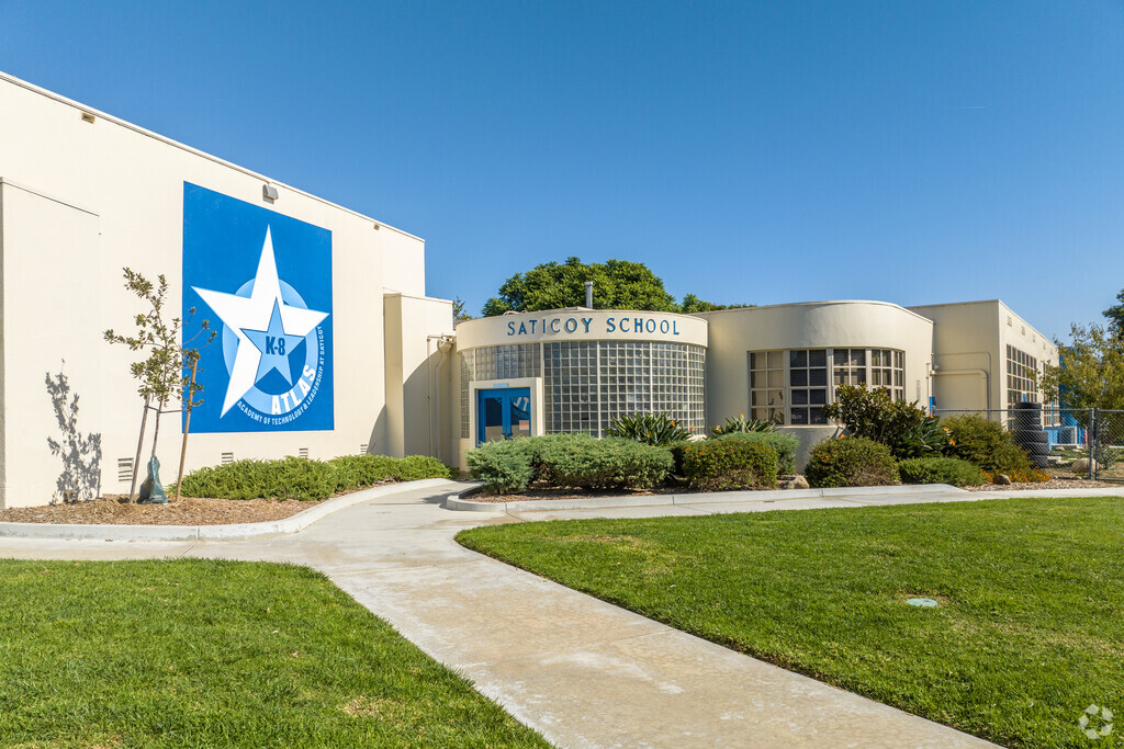 The ATLAS School in Ventura serves K-7th grade with a student to teacher ratio of 25:1.
