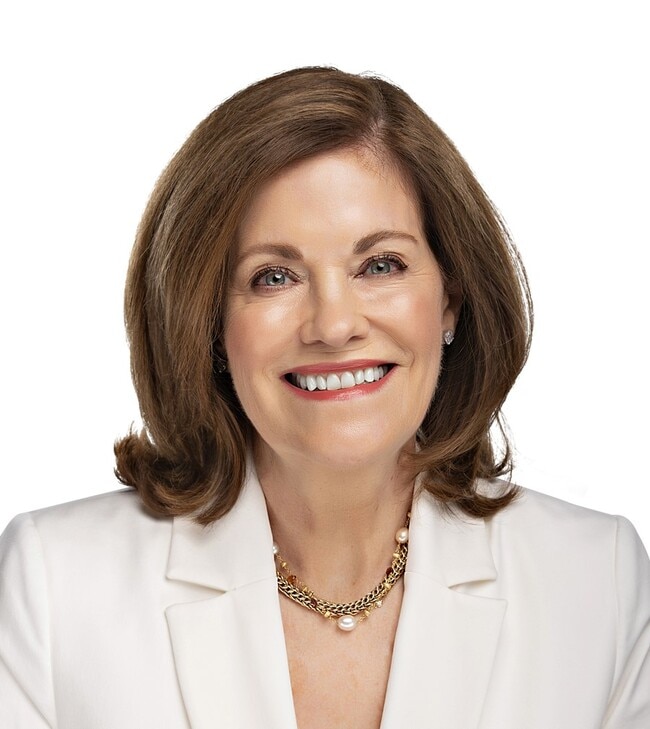 Elizabeth Follis