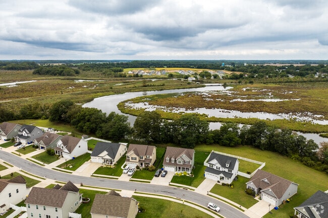 Many homes lie along the Murderkill River.