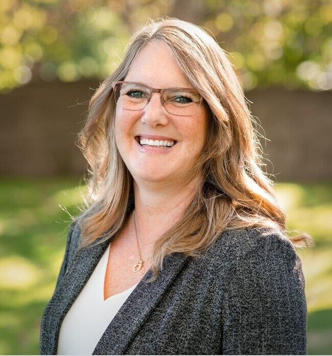 Debbie Bair, Real Estate Agent in West Sacramento, CA