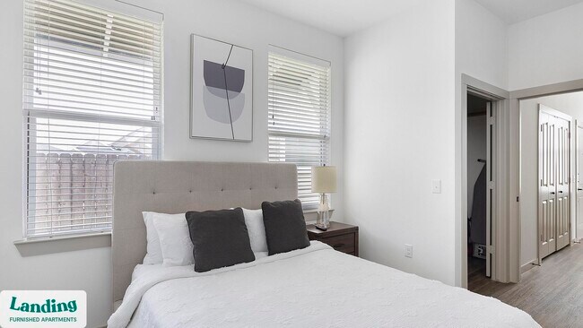 8220 Horseman Rd unit 2002CL.1407849, Fort Worth, TX 76131 - photo 4