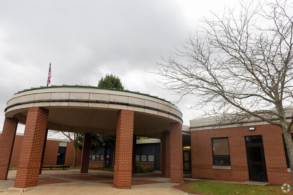 Maplewood High School Rankings Reviews Homes com