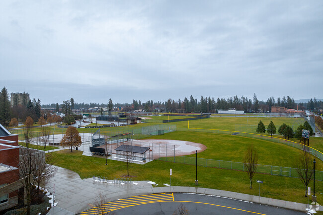 Jefferson Elementary features lots of outdoor space.