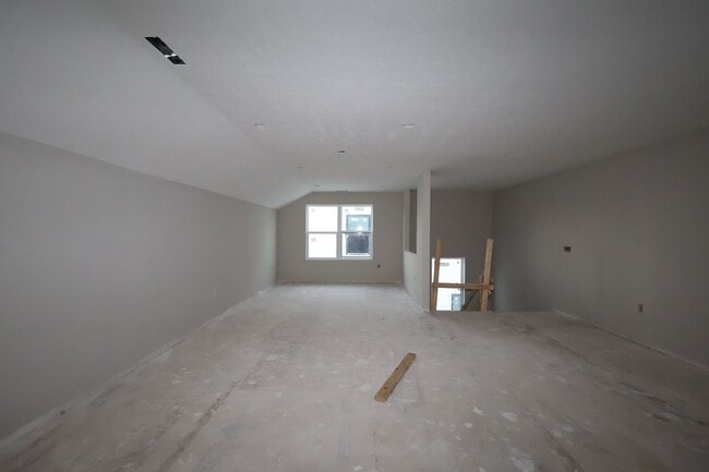 3976 Olinger Ln, Fairfield Township, OH 45011 - photo 4