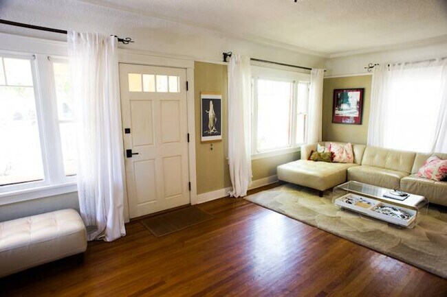 525 3rd St, Encinitas, CA 92024 - photo 7