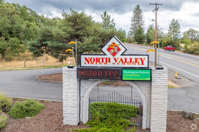 North Valley High School has a student to teacher ratio of 18 to 1.