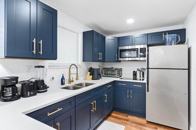 3417 N 10th St unit ID1320245P, Tampa, FL 33605 - photo 7