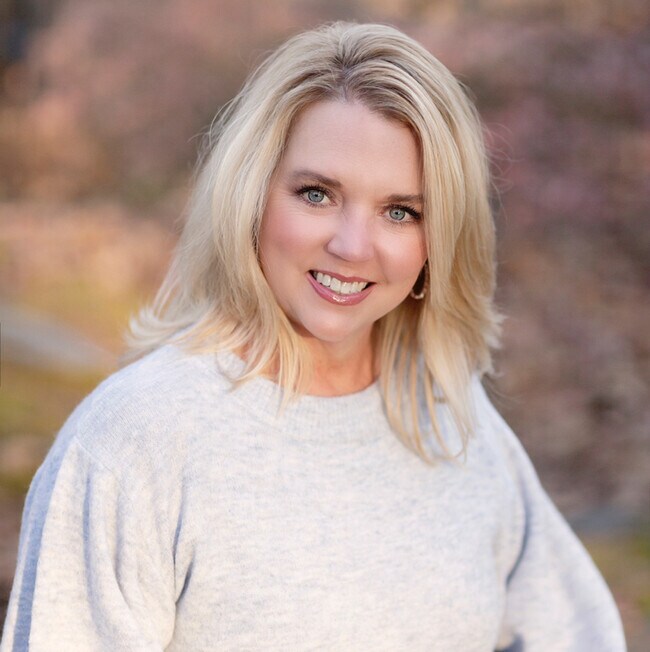 Dana Yates Real Estate Agent in Little Rock, AR