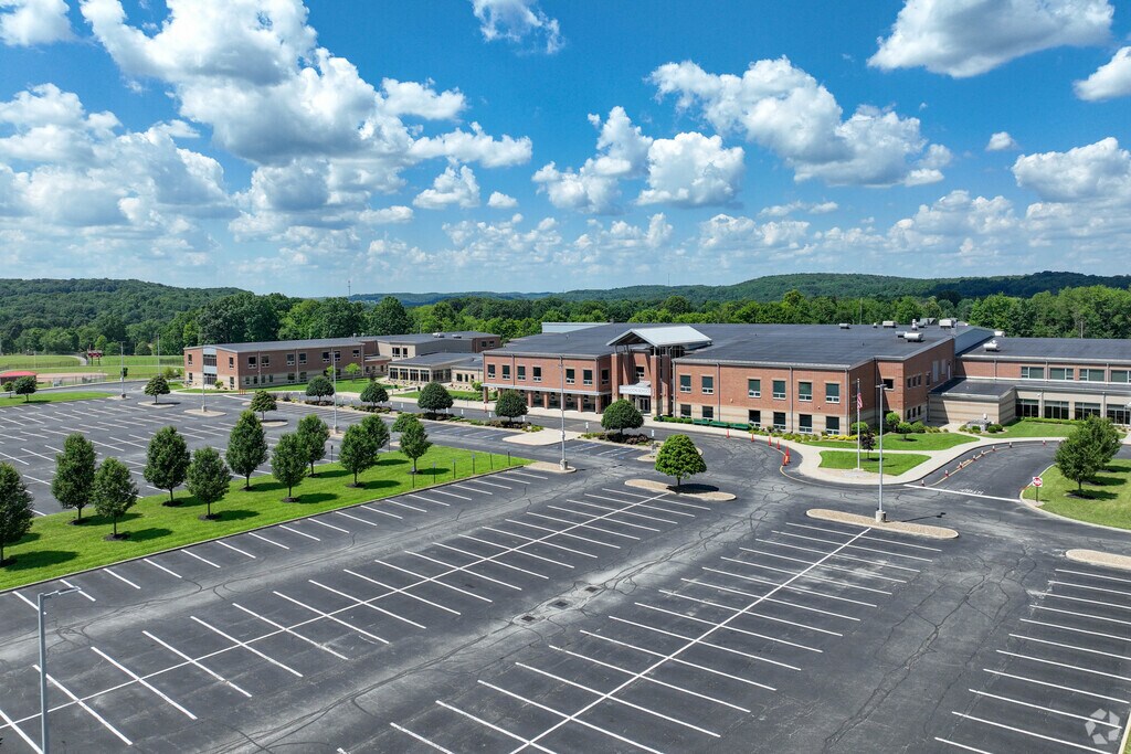 Beaver Local High School is a public school located in East Liverpool.