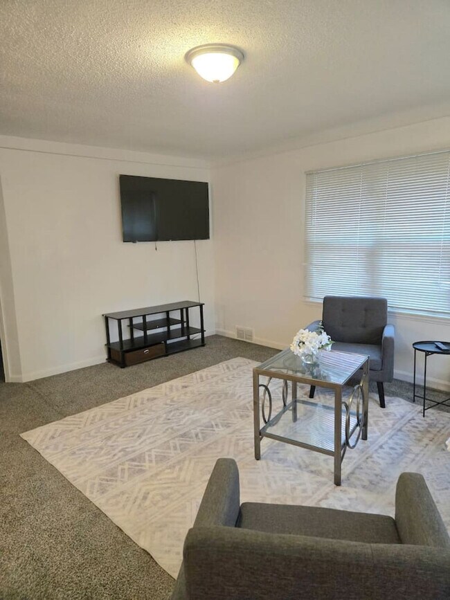 3913 Thomas Ave N Unit ID1324014P, Minneapolis, MN 55412