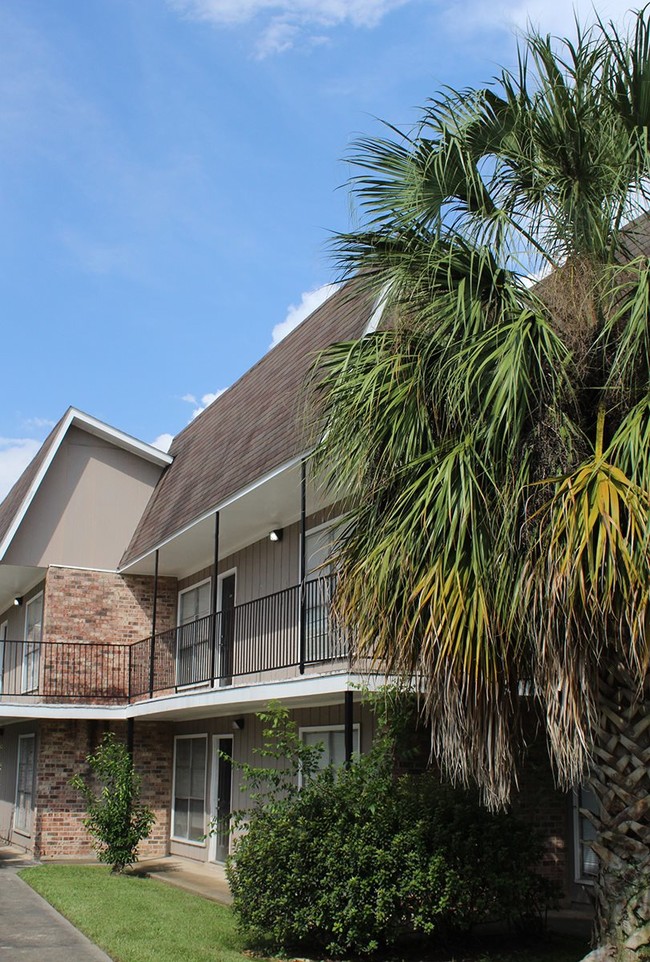 11585 N Harrells Ferry Rd, Baton Rouge, LA 70816