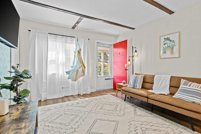 172 Cherry St unit ID1354827P, Norfolk, VA 23503 - photo 2