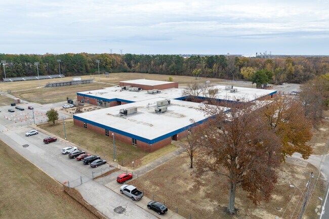 There is ample parking at John P. Freeman Optional School in Memphis.