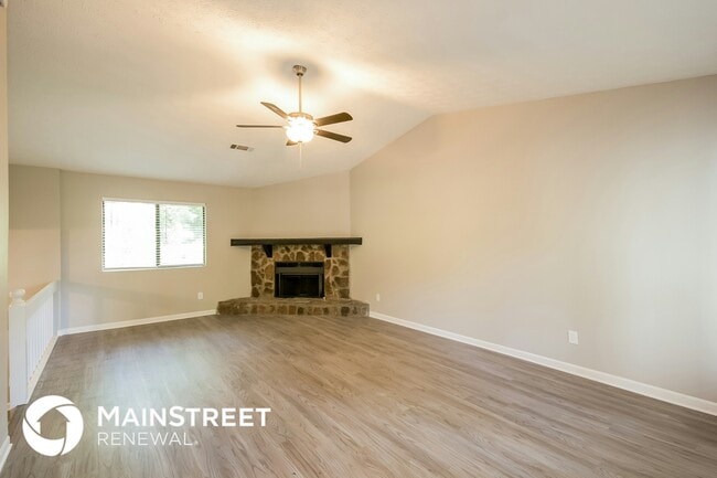 733 Emerald Forest Cir SW, Lawrenceville, GA 30044 - photo 4