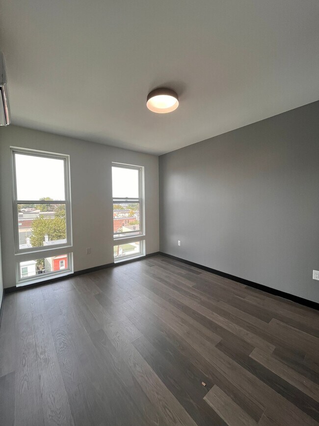 130 Mallory Ave unit 502, Jersey City, NJ 07304 - photo 7