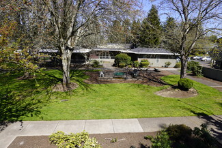 1220 Jacobs Dr, Eugene, OR 97402