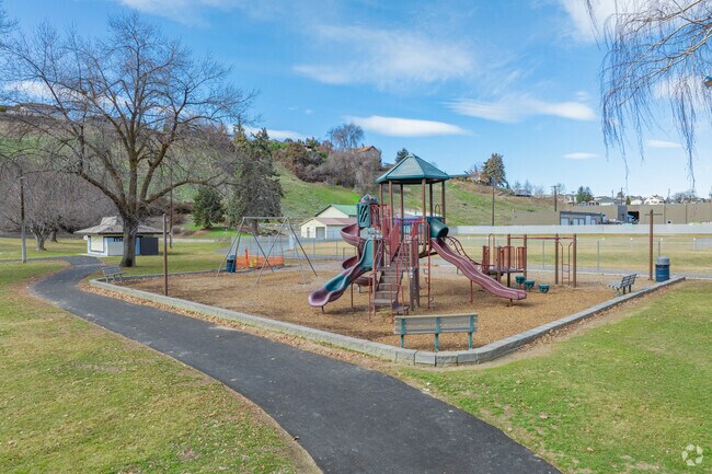 Take your family to the Wixon Park Playground for an afternoon of fresh air in Selah.