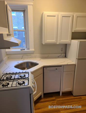 38 Hemenway St Unit 19, Boston, MA 02115