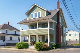 18 Highland Ave Unit 2, Hampton, NH 03842