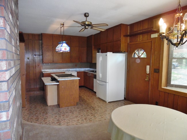 2638 Table Rock Rd, Pickens, SC 29671 - photo 2