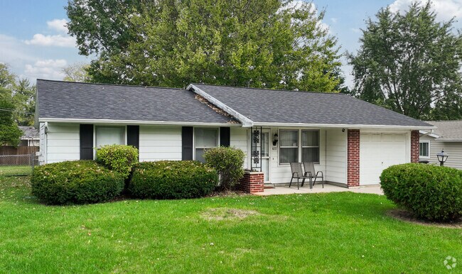 The residents of Eldorado Hills take pride in the upkeep of their homes and yards.