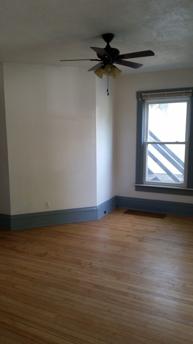 1130 S Forest Ave unit 1, Ann Arbor, MI 48104 - photo 3