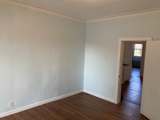 3054 Barker Ave unit 2, Bronx, NY 10467 - photo 6