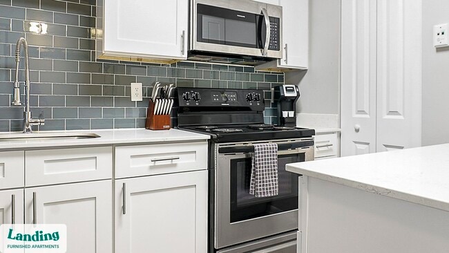 4901 Whitton Place unit 6258F, Indianapolis, IN 46220 - photo 3