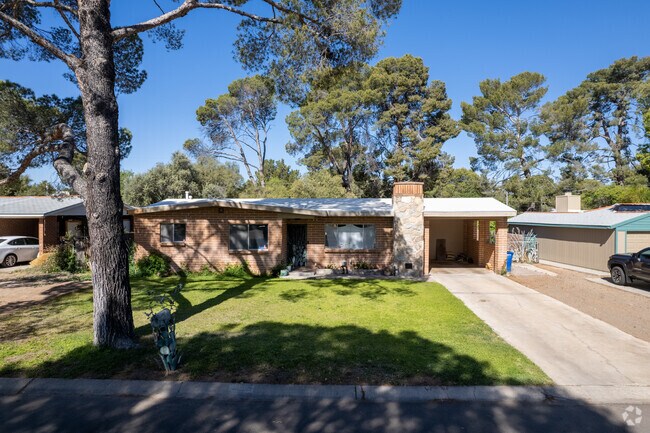 Carports are traditional in Winterhaven, a suburb of La Madera.