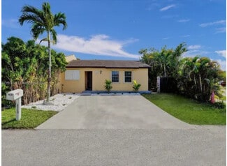 3118 NW 204th Ln, Miami Gardens, FL 33056