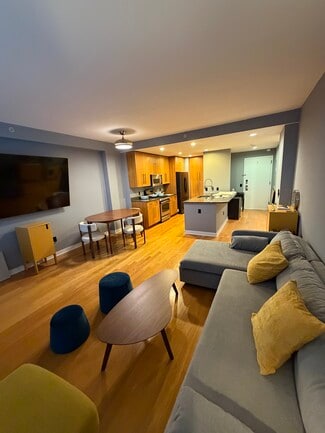 600 12th St Unit Furnished Apt, Palisades Park, NJ 07650