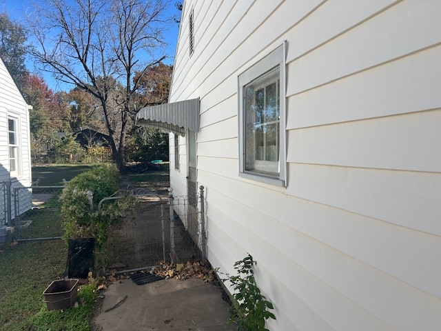 1438 N Battin St, Wichita, KS 67208 - photo 2