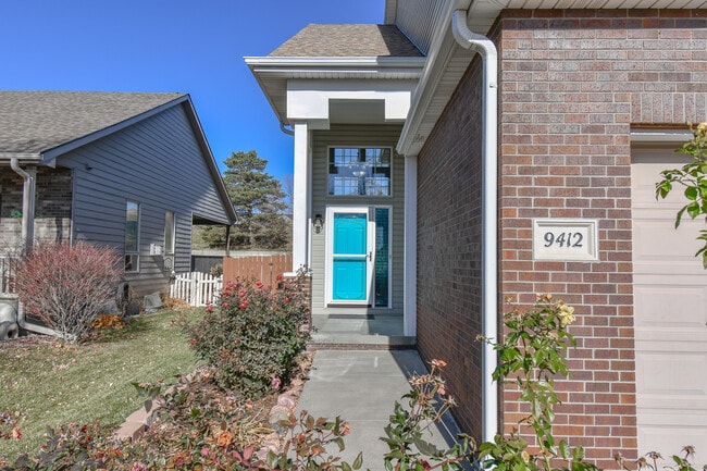 9412 Forest Glen Dr, Lincoln, NE 68526 - photo 3