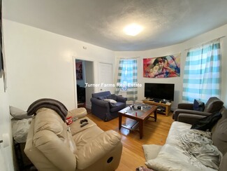 33 Edison Green, Boston, MA 02125