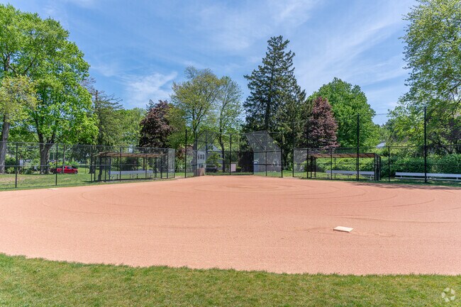 Ralph Field in Highlands has a baseball field that is used for youth baseball games.