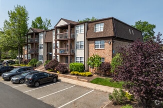 3502 Green Hollow Dr, Iselin, NJ 08830