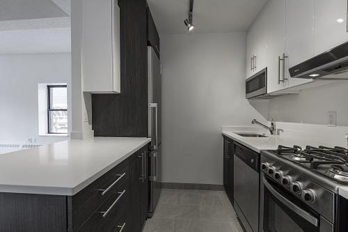 460 W 42nd St unit 10-P, New York, NY 10036 - photo 3