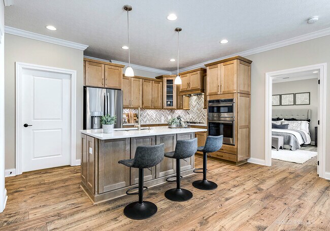 1008 NW Creekside Dr unit 37637625, Waukee, IA 50263 - photo 6