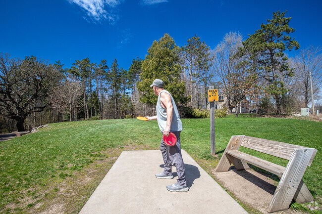 Stop by for a game of disc golf at Brekke Park in Oak Park Heights.