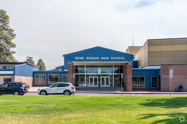 Bend Senior High School is a public school located in the Larkspur neighborhood.