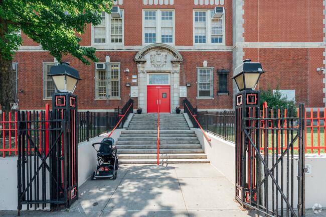 The student population is made up of 49% female students and 51% male students.