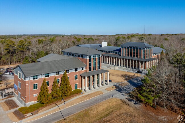 Perimeter College at Georgia State University has  regional campuse in Covington.