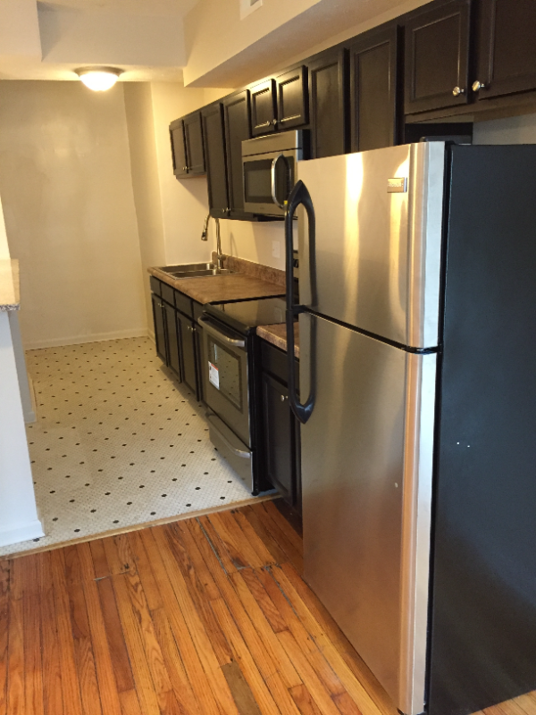 1 W 28th St Unit 405, Indianapolis, IN 46208