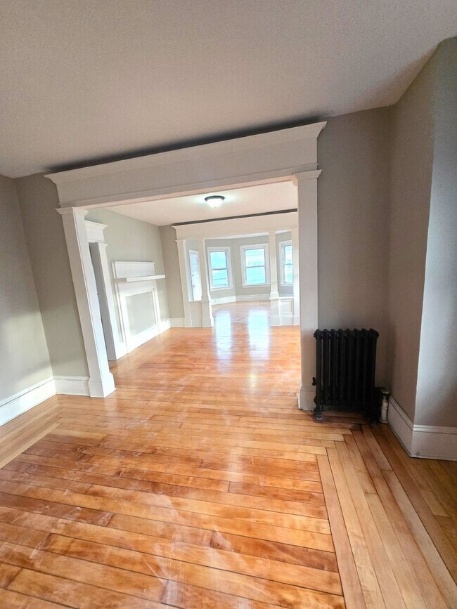 848 Smith St unit 2, Providence, RI 02908 - photo 5