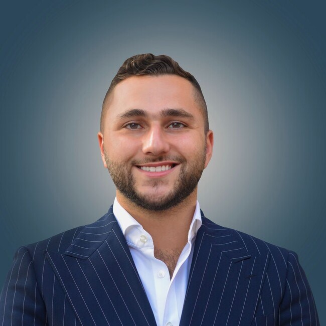 Agent Photo
