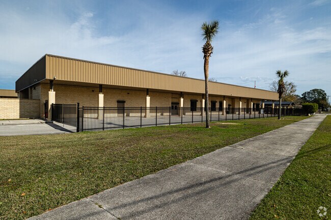 Green Cove Springs Junior High School