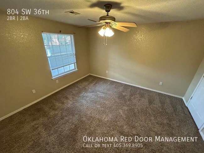 804 SW 36th St, Moore, OK 73160 - photo 3