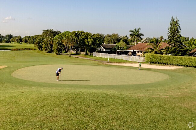 Golfing is a popular sport in the Golfview Harbour neighborhood of Boynton Beach, FL.